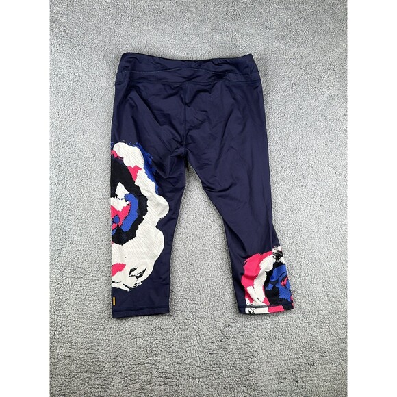 Lucy activewear navy and floral Capri sz large - Picture 5 of 5